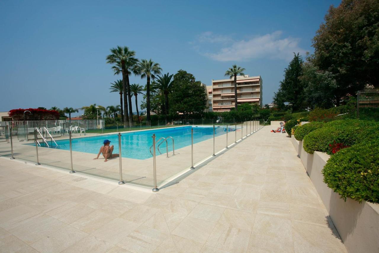 Magniolias - Residence Calme Avec Piscine, Tennis & Jardin Antibes Eksteriør billede